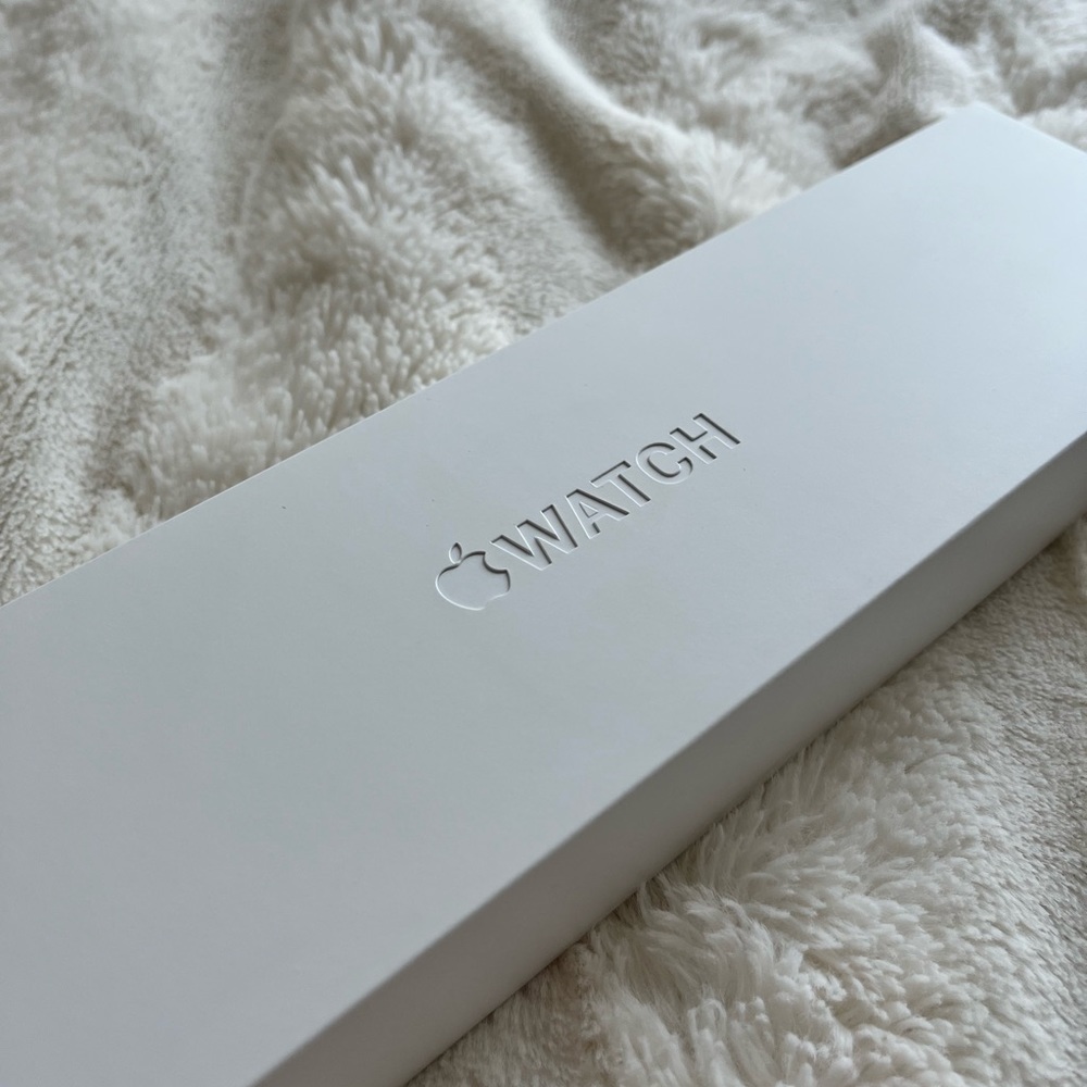 NEW IN BOX - Apple Watch Series 7 GPS 45mm - Midnight Aluminum Case + Sport Band